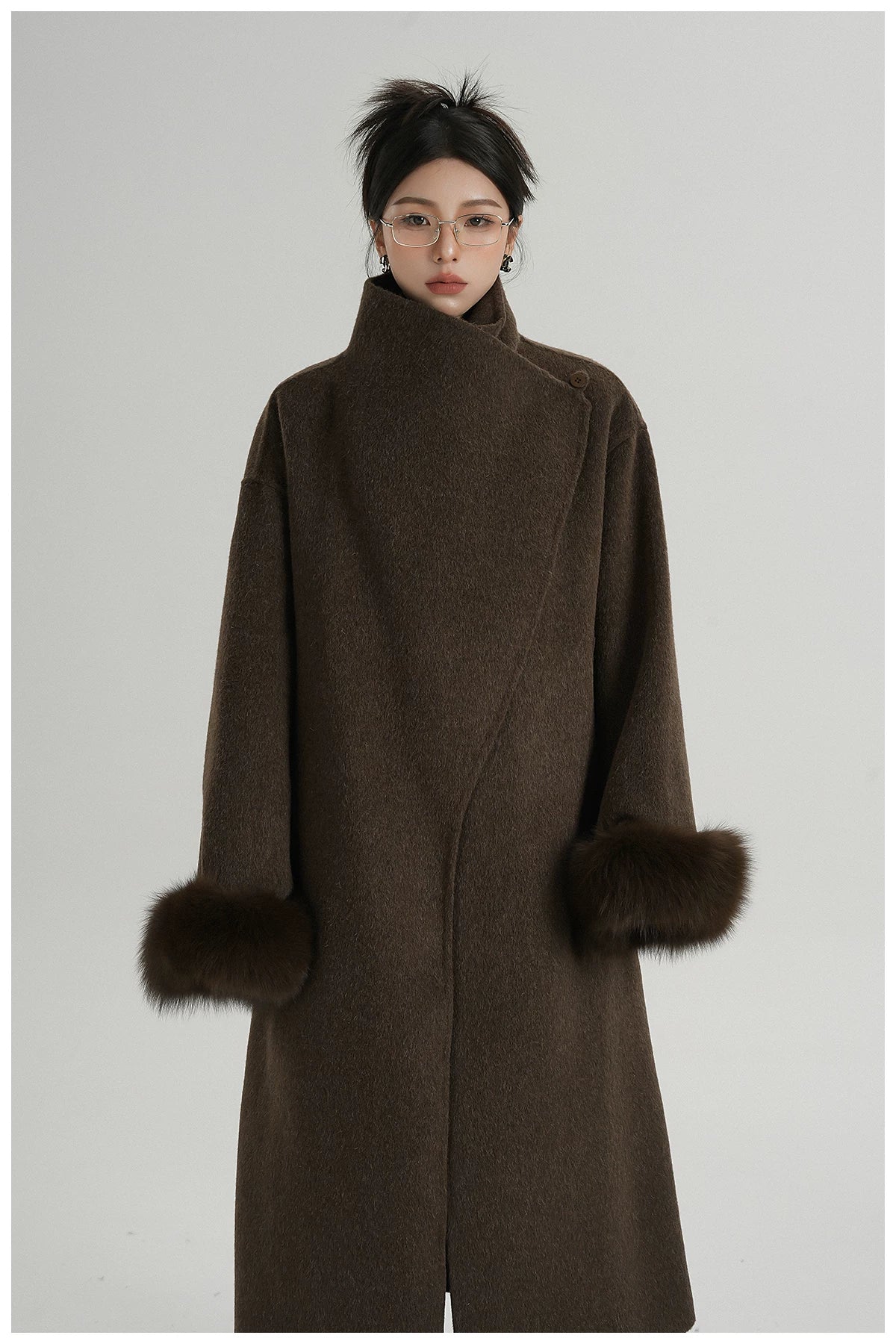 Elegant Fox-Fur Sleeve Long Wool Coat