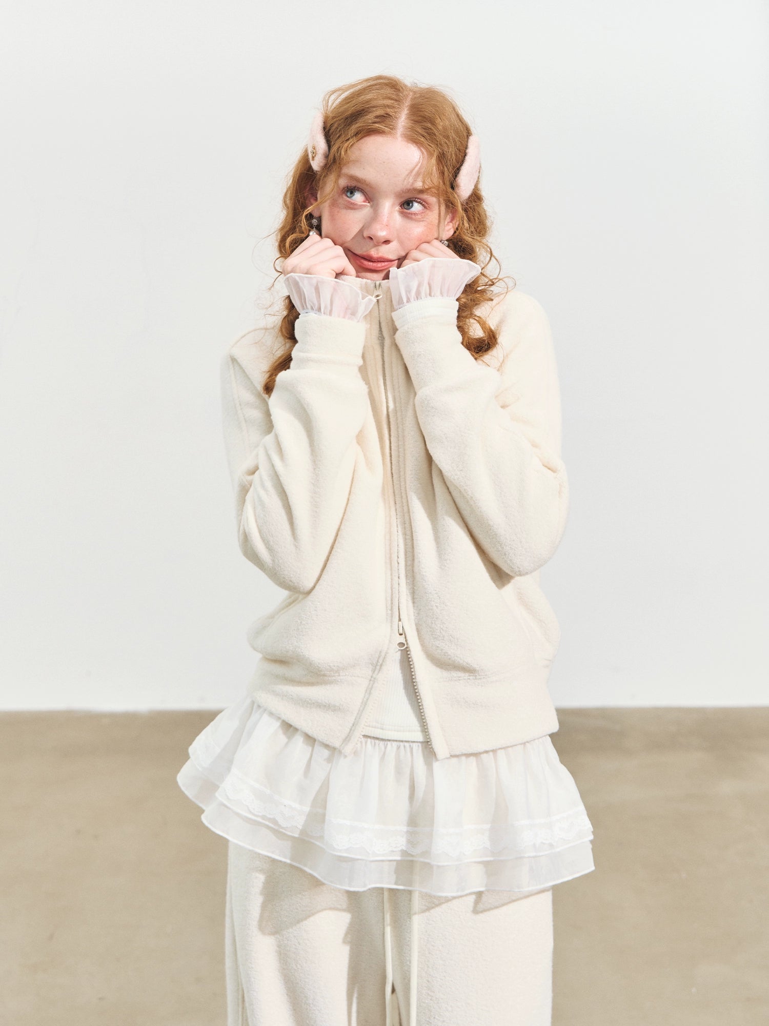 Plush Terry Fleece High-Neck Zip-up Sweatshirt &amp; Banana Pants Set
