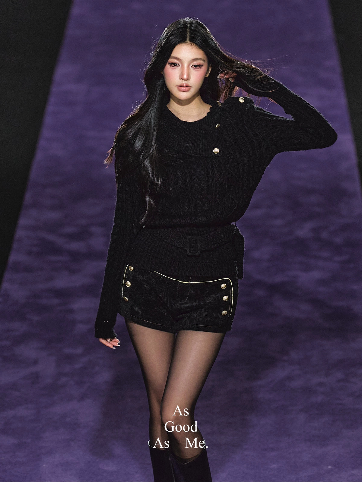 High-Density Corduroy Double-Breasted Slim Shorts