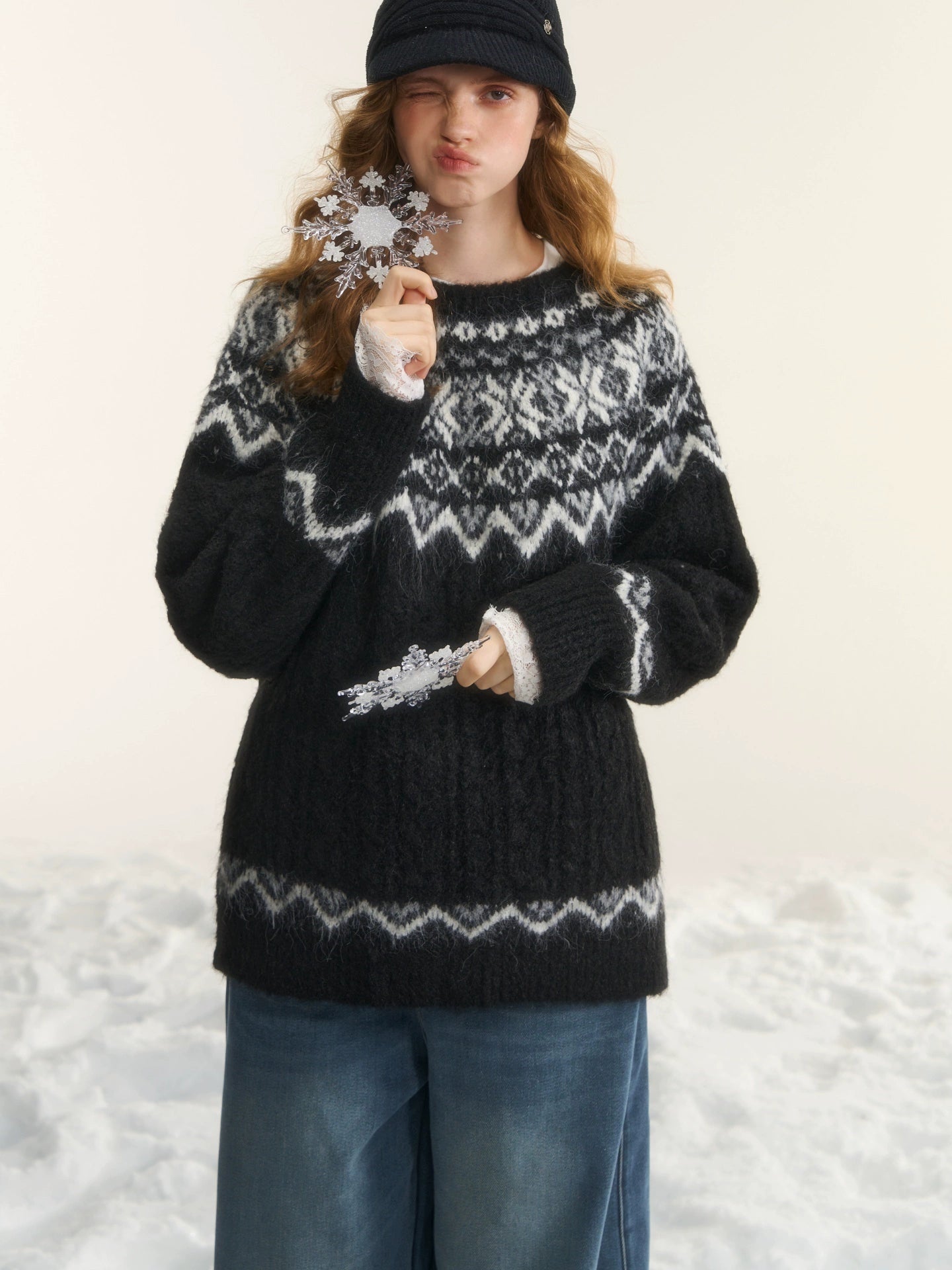 Lambswool Cable-Knit Crewneck Sweater