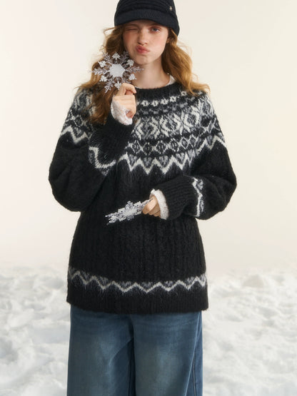 Lambswool Cable-Knit Crewneck Sweater