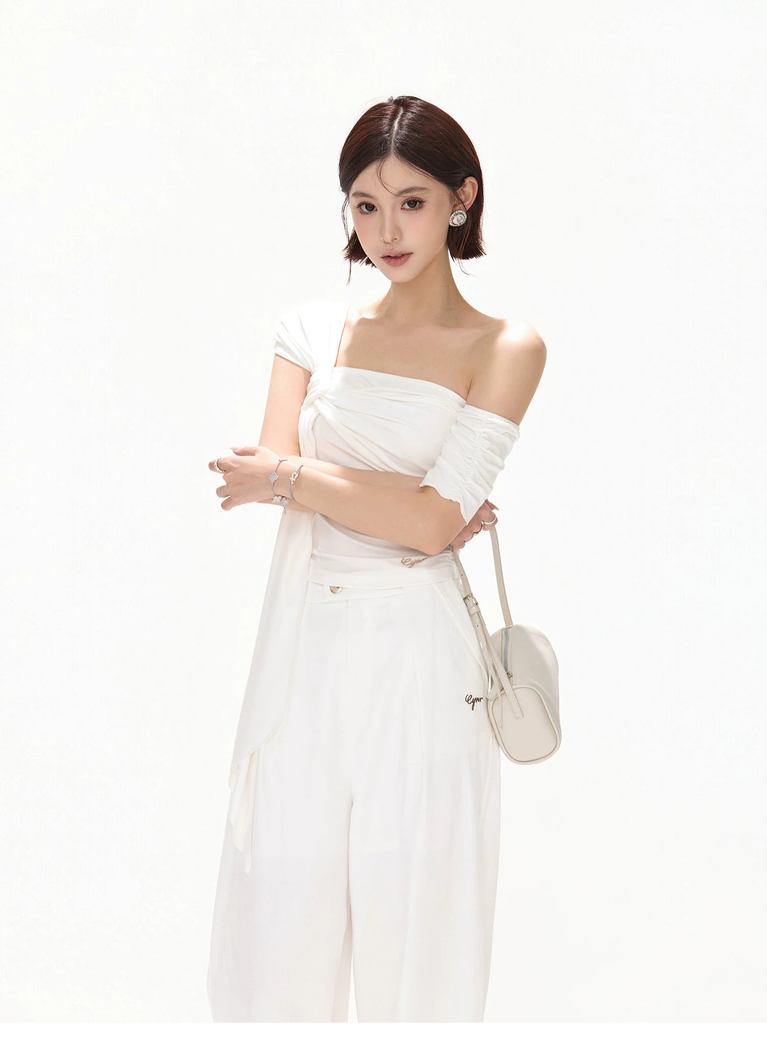 Minimalist Draped One-Shoulder Knit Top