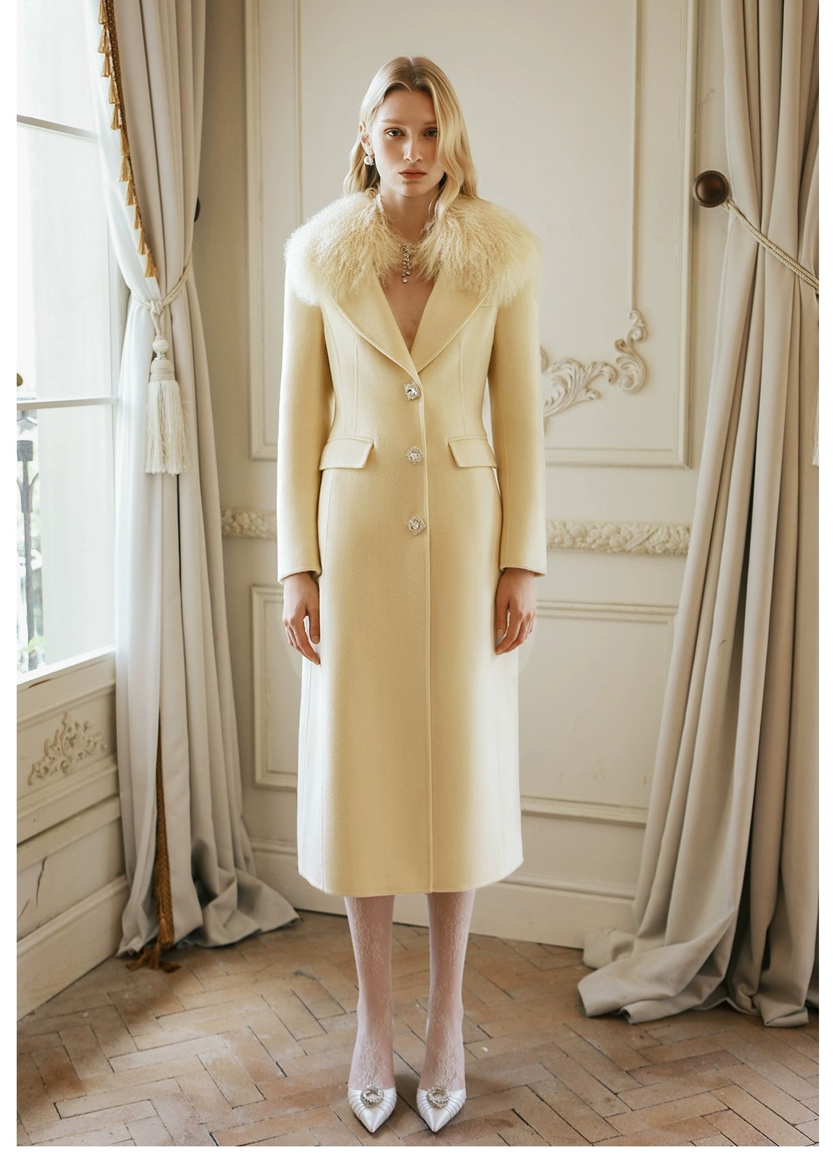Nata Detachable Shearling Collar Wool Coat