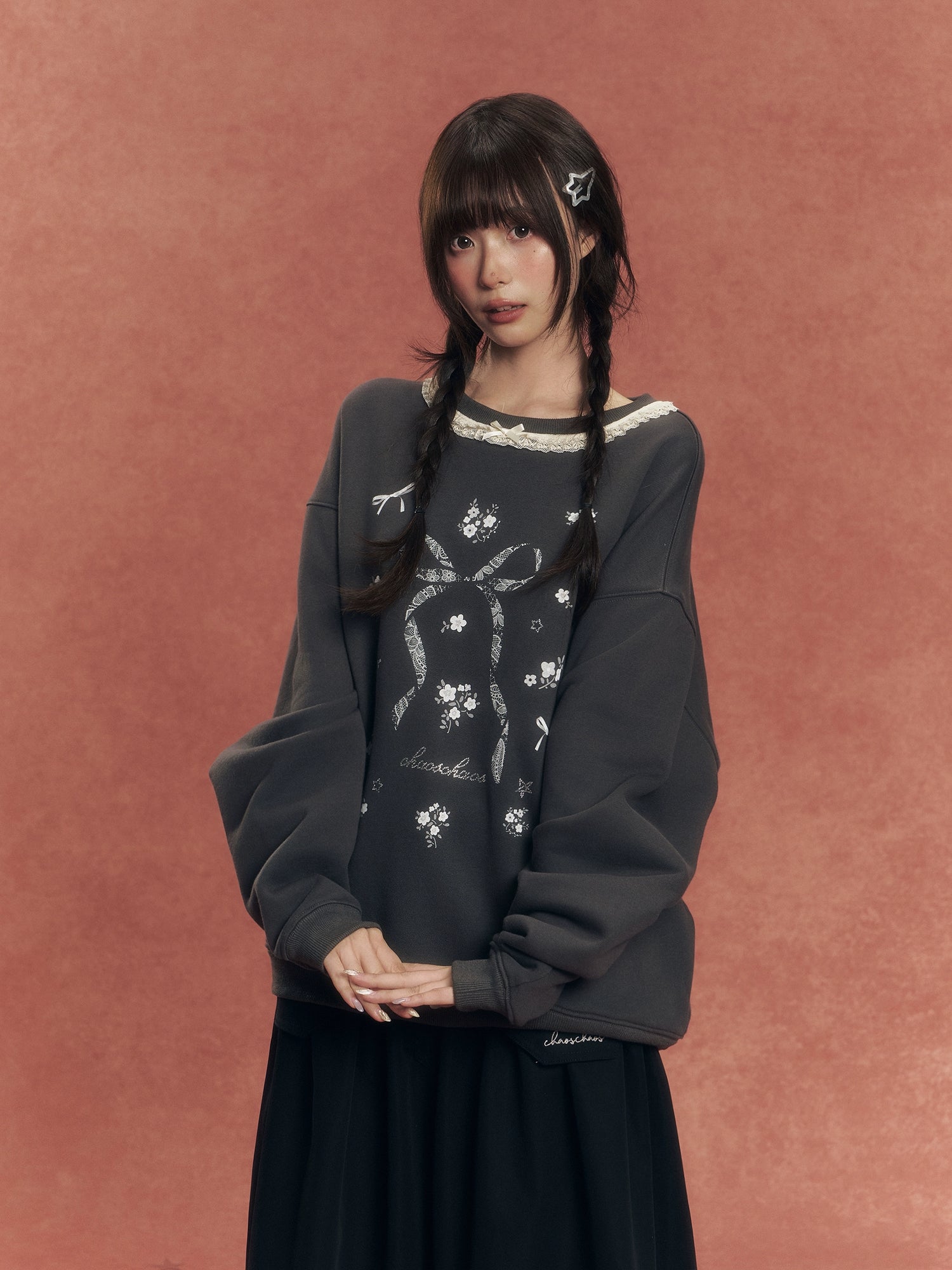 Vintage Lace-Trim Loose Sweatshirt