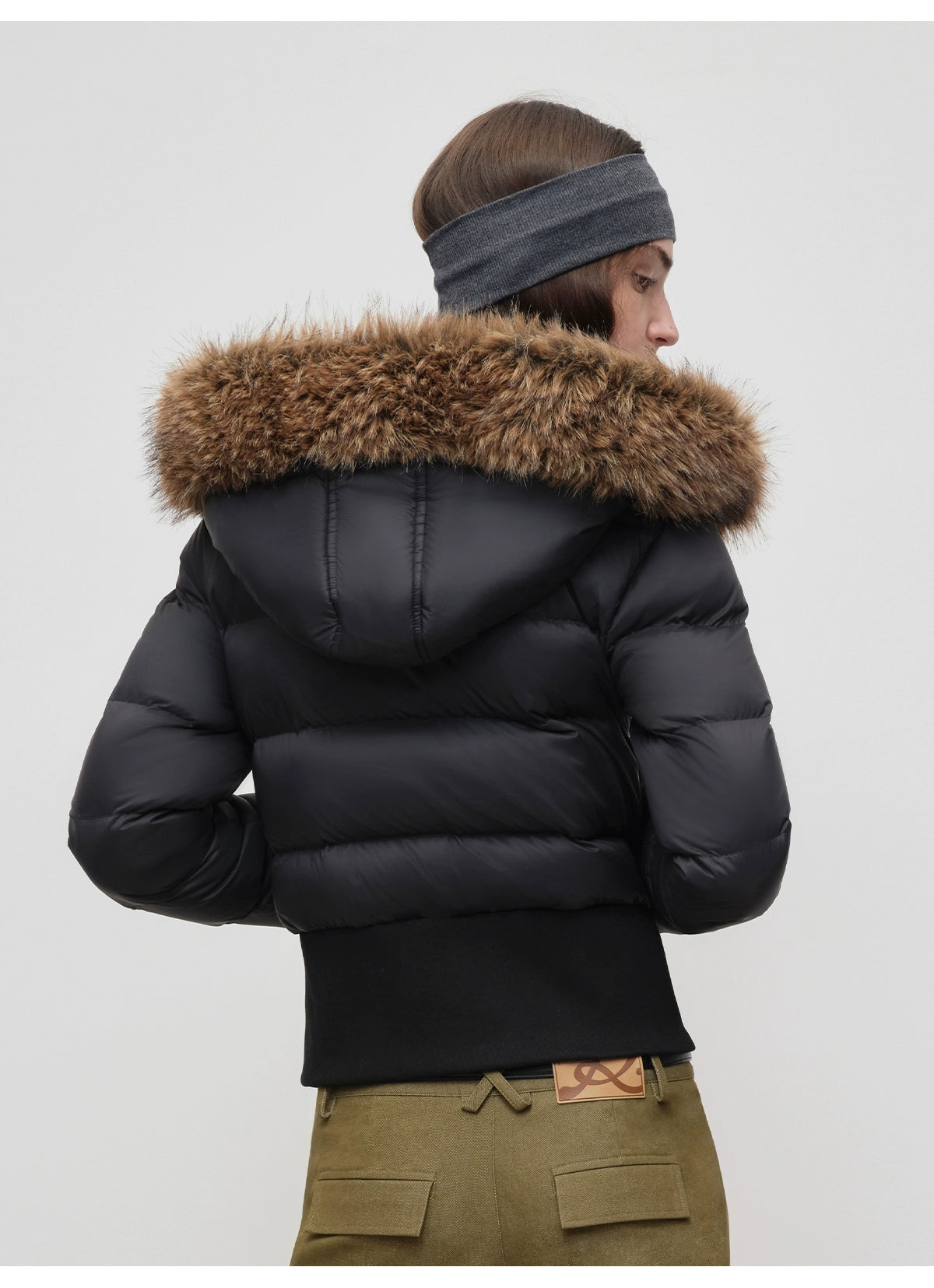 90% White Duck Fur Collar Cropped Down Jacket