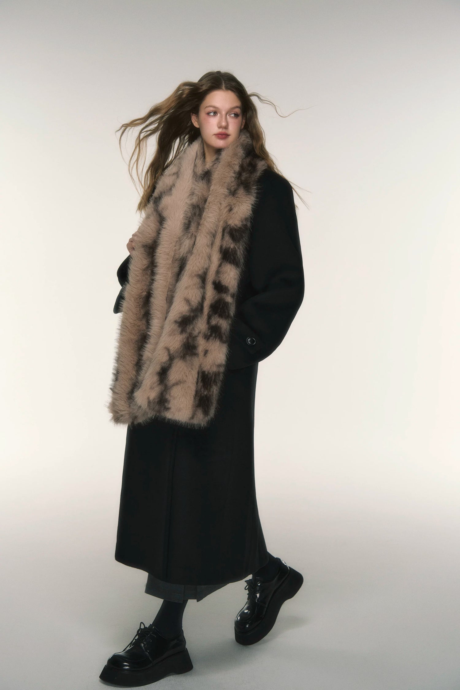 Vintage Cozy Faux Fur Winter Scarf