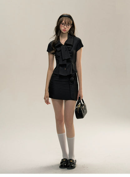 Black Striped Collegiate-style Butterfly Collar Shirt