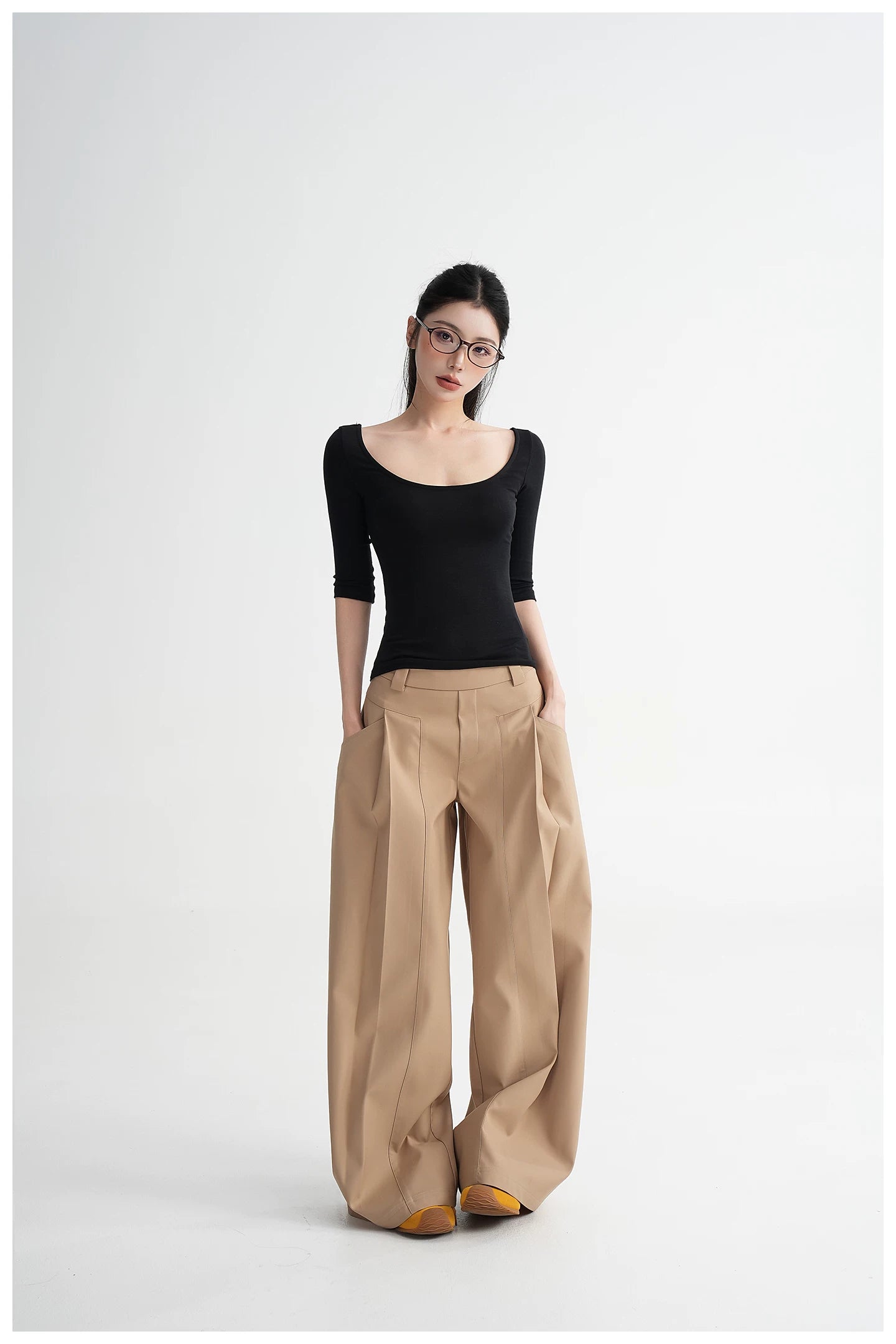 Lyocell Open-Back Fitted Mid-Sleeve T-Shirt