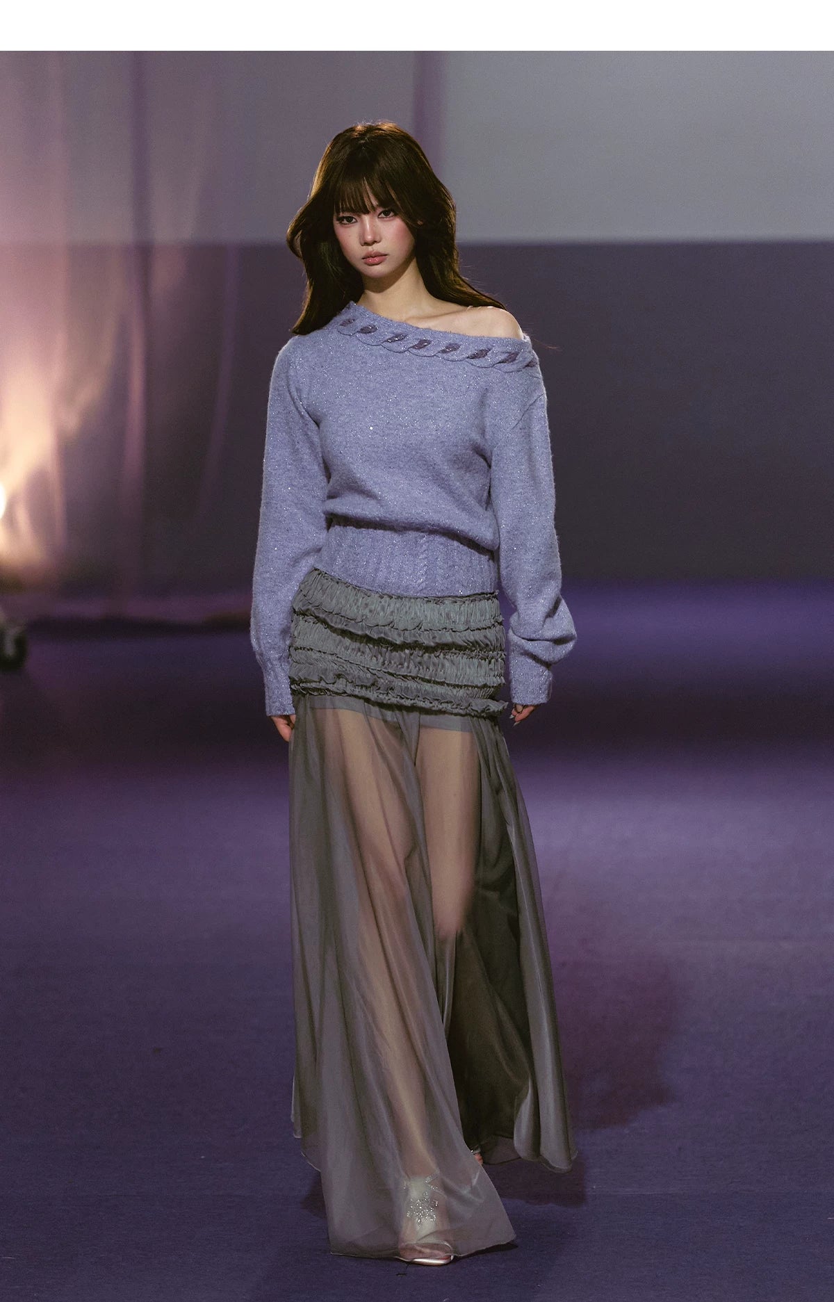 Off-Shoulder Cable Knit Slim Sweater