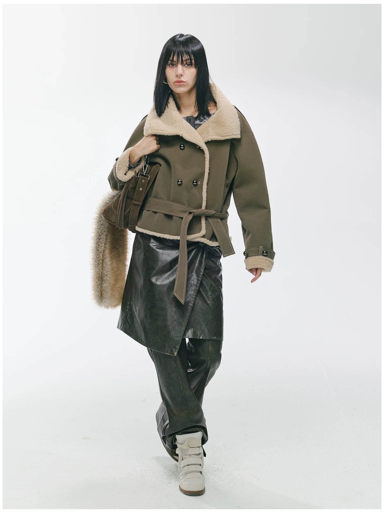 Contrast Fleece-Panelled Shearling Short Coat