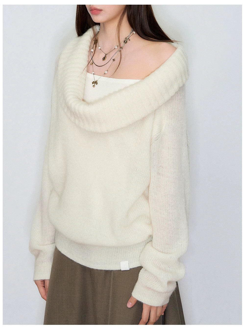Relaxed Cowl-Neck Pullover Wool Knit Sweater