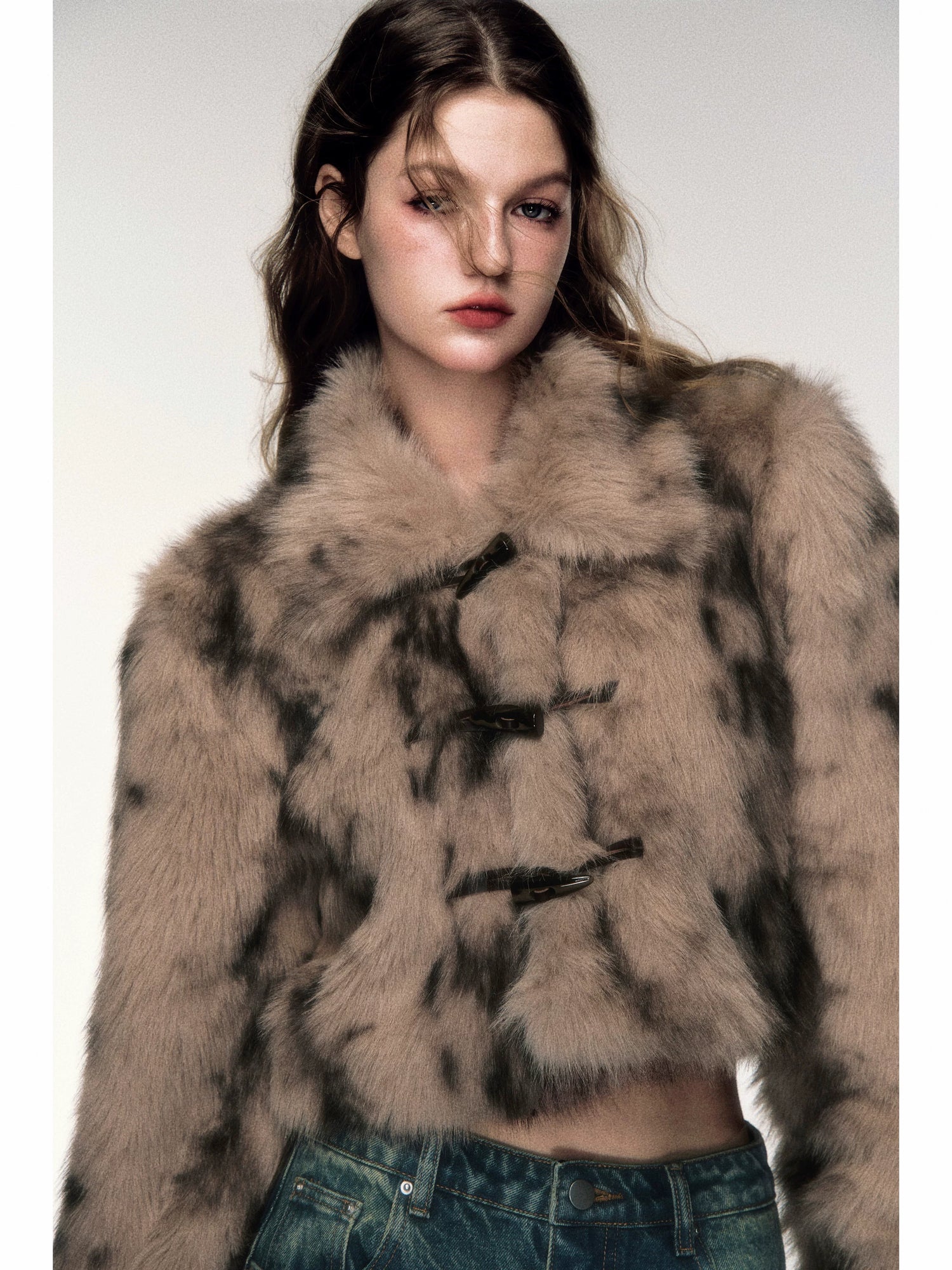 Sweet-Cool Leopard Faux Fur Cropped Jacket