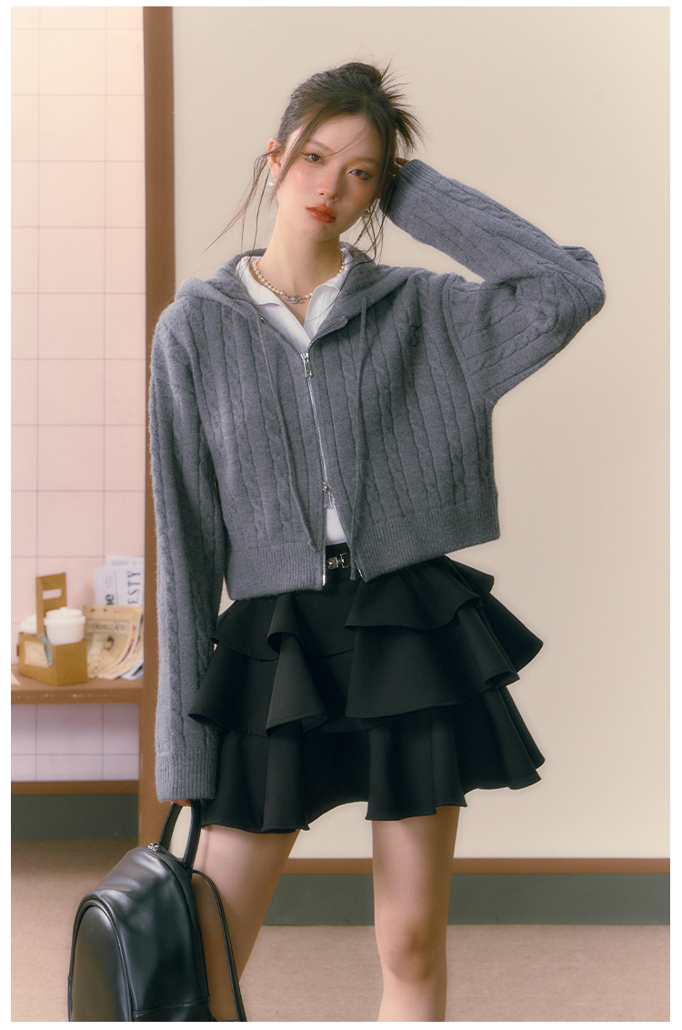 Gray Twist Knitted Zip-up Hoodie - CHINASQUAD