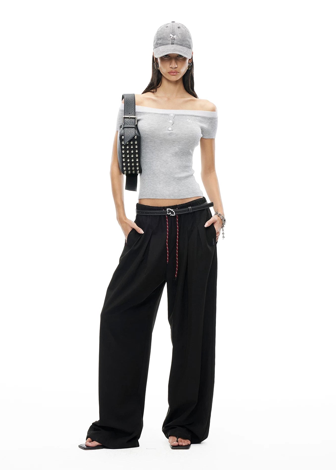 Versailles Off-Shoulder Tee