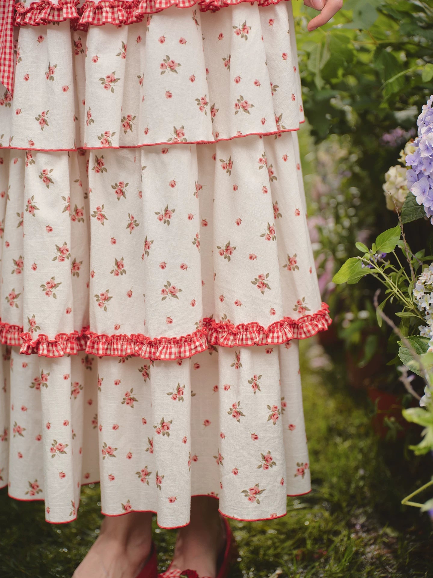 French Pastoral Floral Tiered Maxi Dress