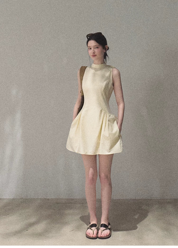Vanilla Spring Halter Backless Dress