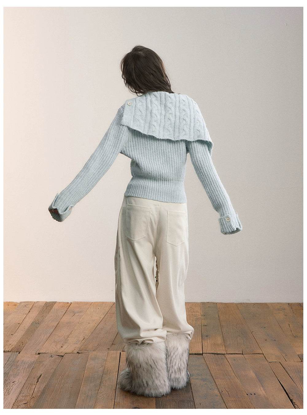 Relaxed-Fit Curved Blade Pants