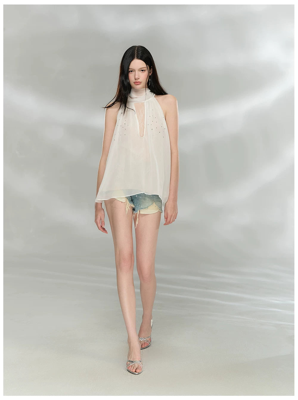 Embellished Sleeveless Chiffon Lace Top