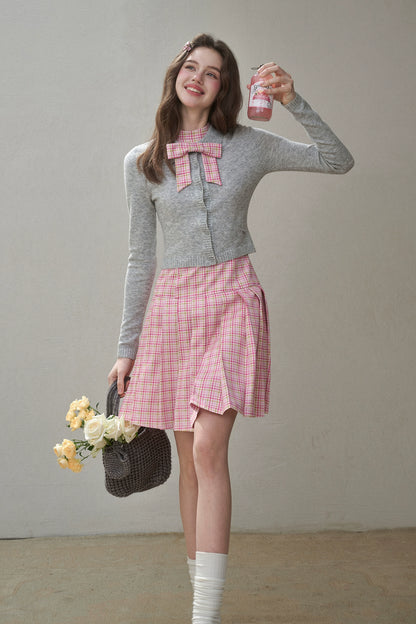 Silky Wool Cropped Cardigan