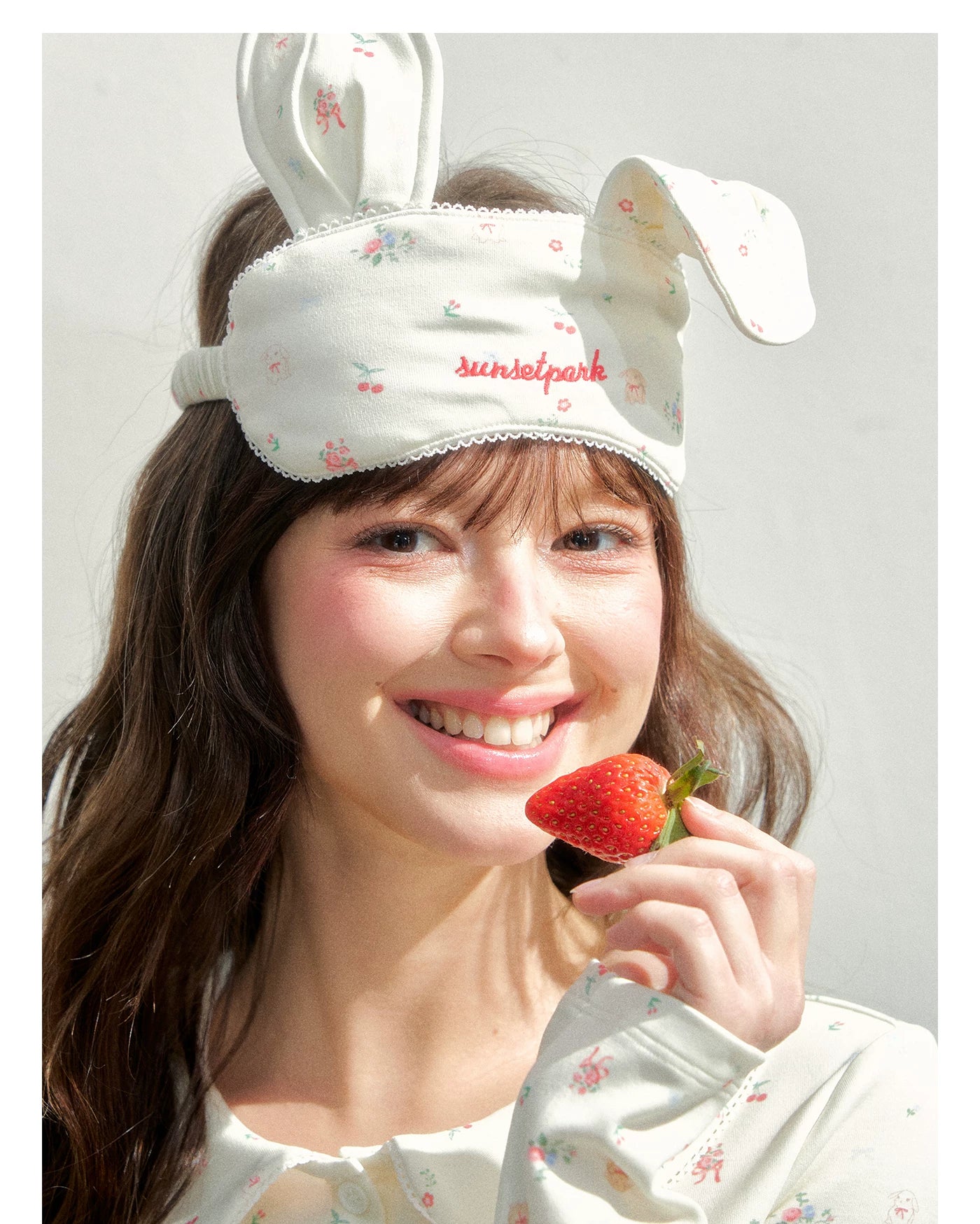 Vintage Hand-Drawn Floral Sleep &amp; Hair Accessory Set