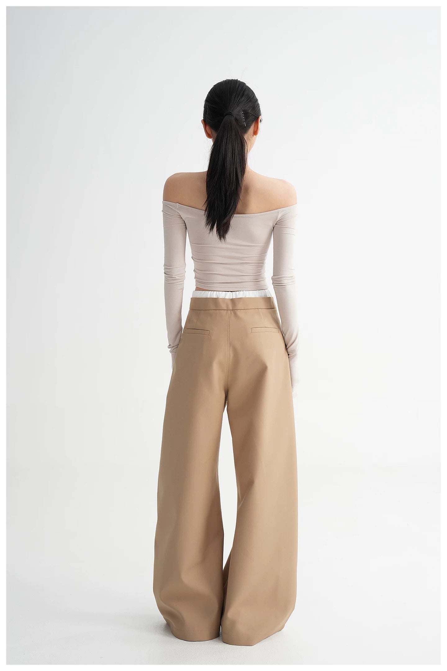 Off-Shoulder Cropped Fitted Long Sleeve T-Shirt