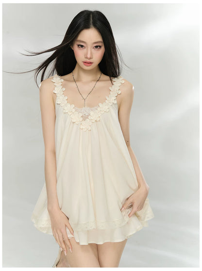 Elegant Lace-Trim V-Neck Cami &amp; Flowing Skort Set
