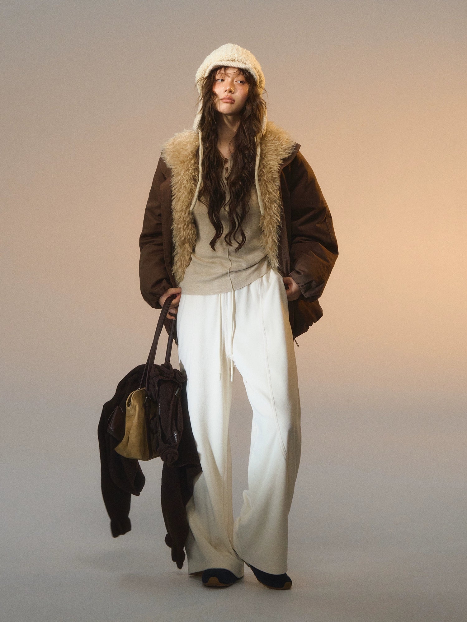 Fleece Curved-Leg Relaxed Pants