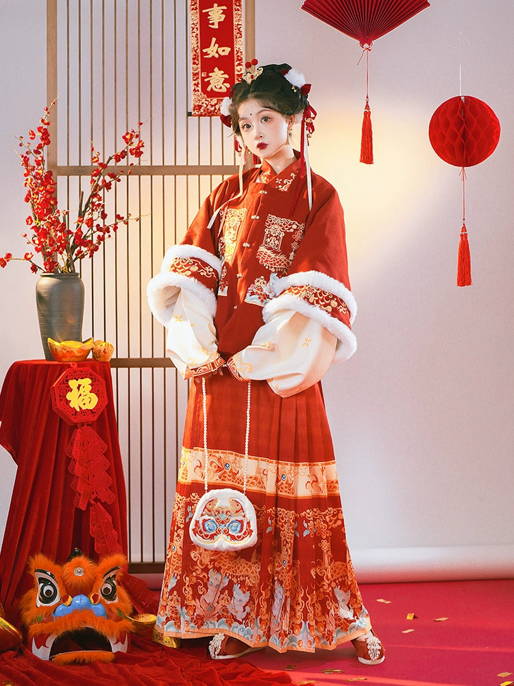 &quot;龙宝送福&quot;Ming-Dynasty Hanfu Set - CHINASQUAD