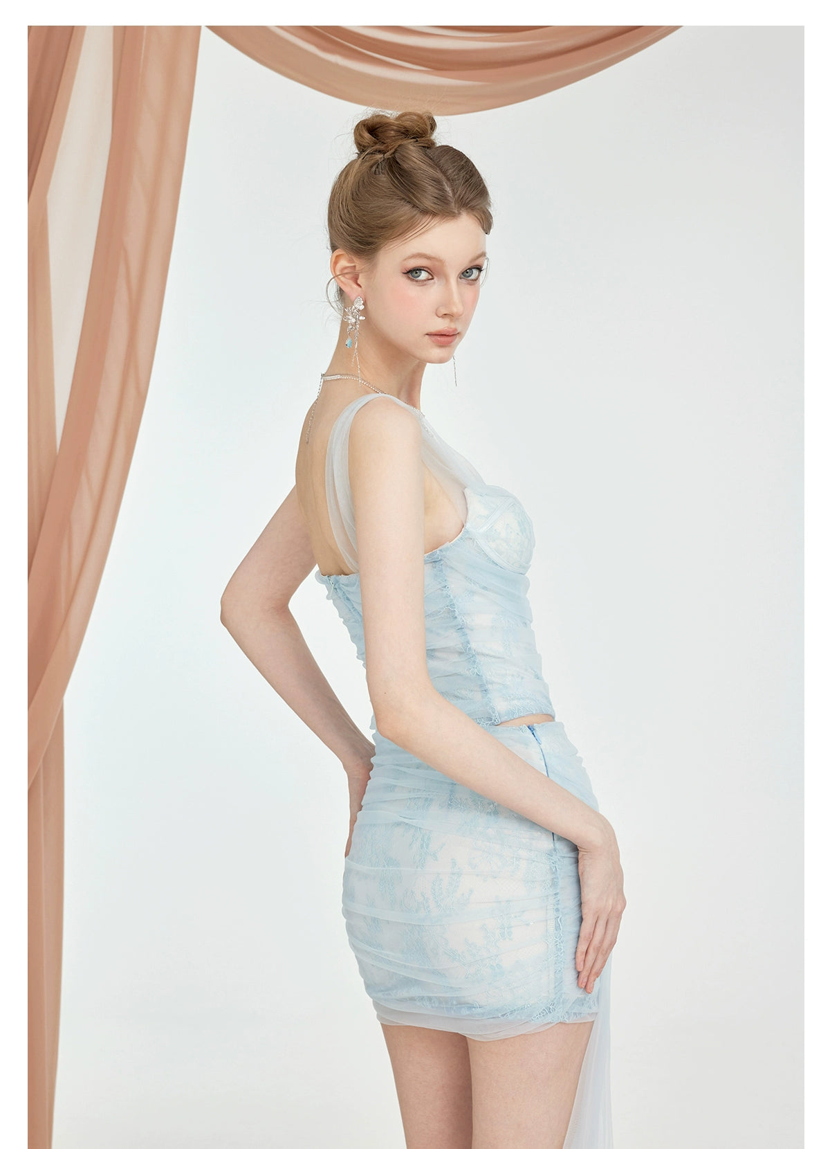 Tassel Ribbon Strapless Top &amp; Tulle Skirt Set