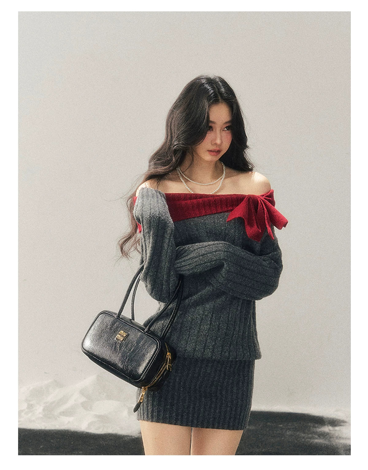 Off-Shoulder American-Style Knit Mini Dress