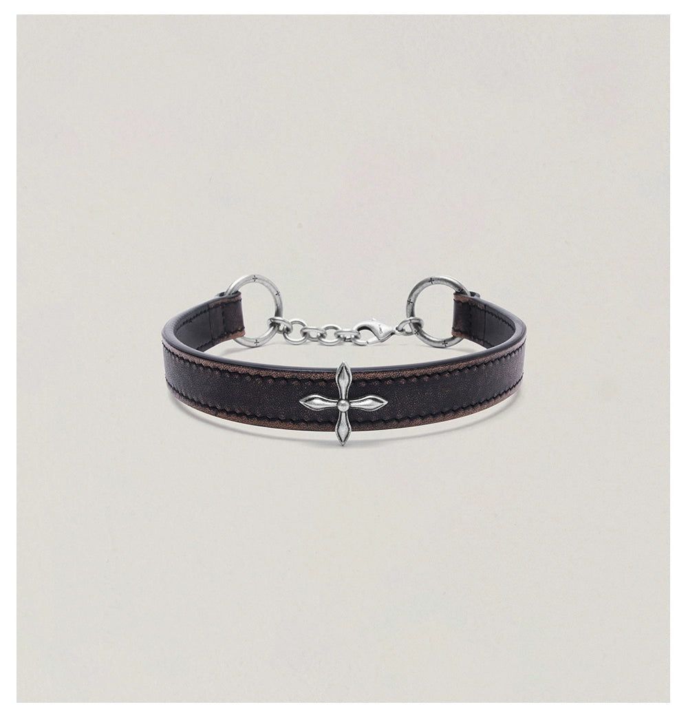 Compass Badge Leather Choker