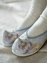 "花照" Three-Color Traditional Pattern Embroidered Low Heel Bow Shoes - CHINASQUAD