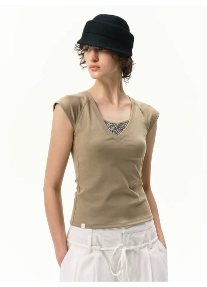 Contrast Leopard Insert V-Neck Cap Sleeve T-Shirt
