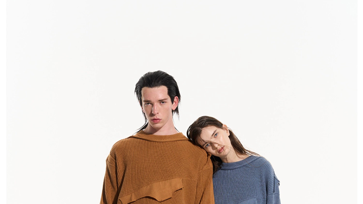 Cloud Texture Dual-Tone Distressed Knit Sweater