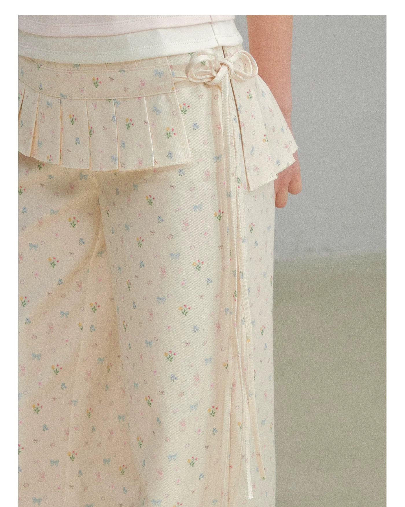 Original Floral Pleated Tail Long Pants