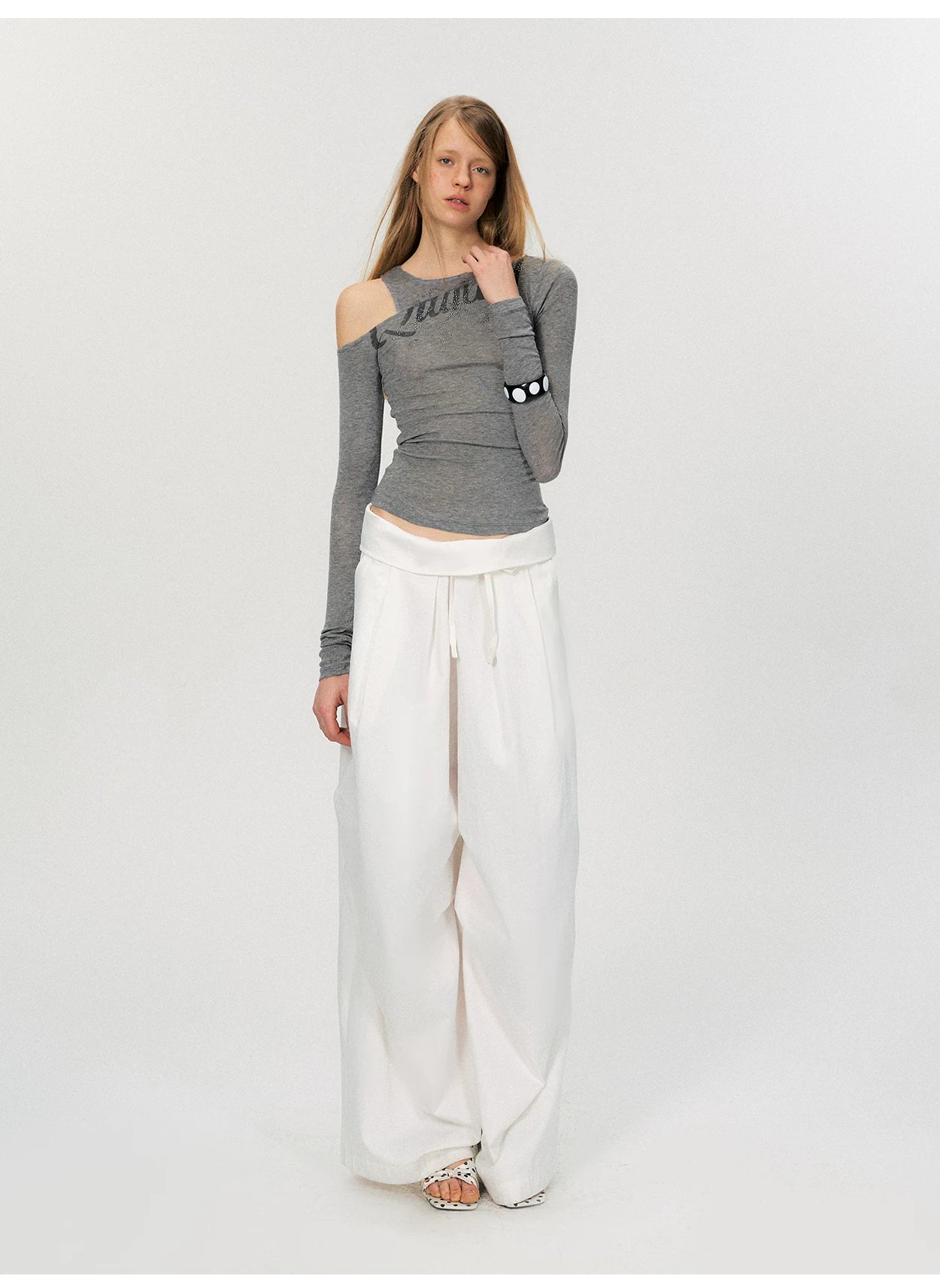 Asymmetric Rhinestone Graphic Cut-Out Slim Fit Top