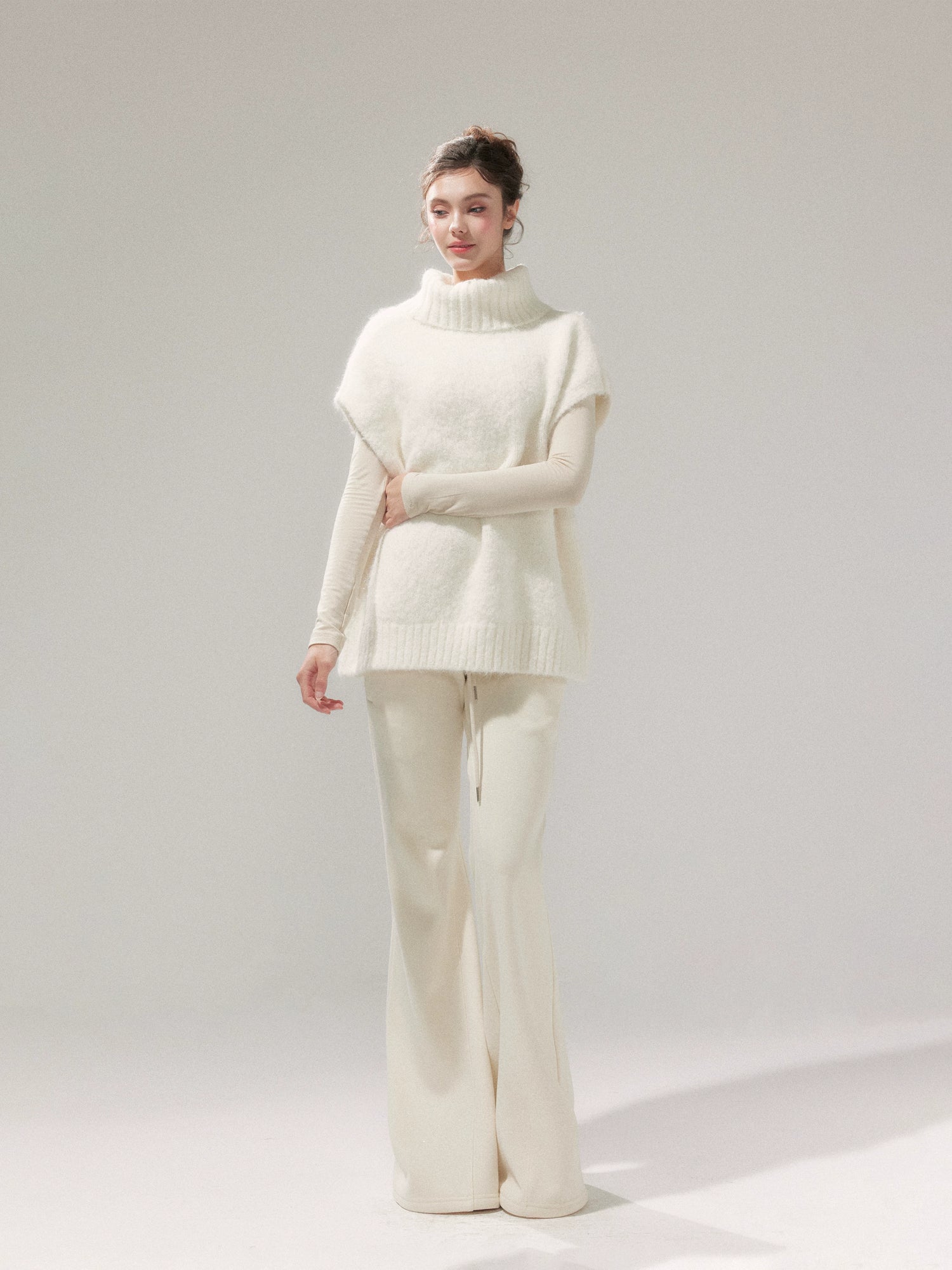 High-Neck Oversized Knit Pullover Turtleneck