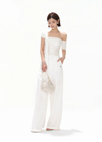 Minimalist Draped One-Shoulder Knit Top