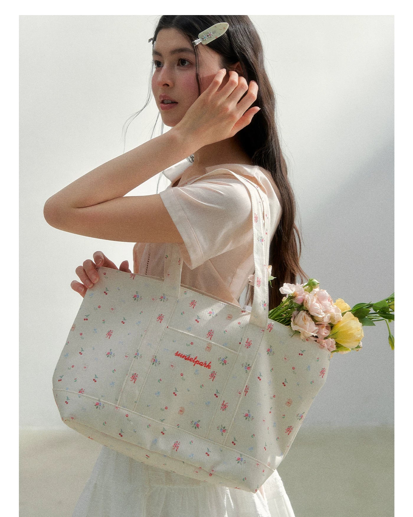 Vintage Hand-Drawn Floral Canvas Tote Bag