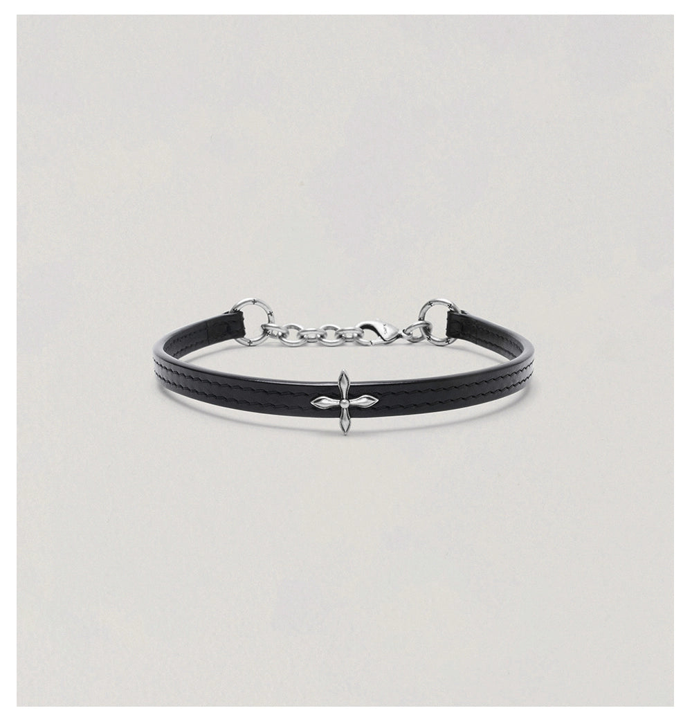 Compass Badge Leather Choker