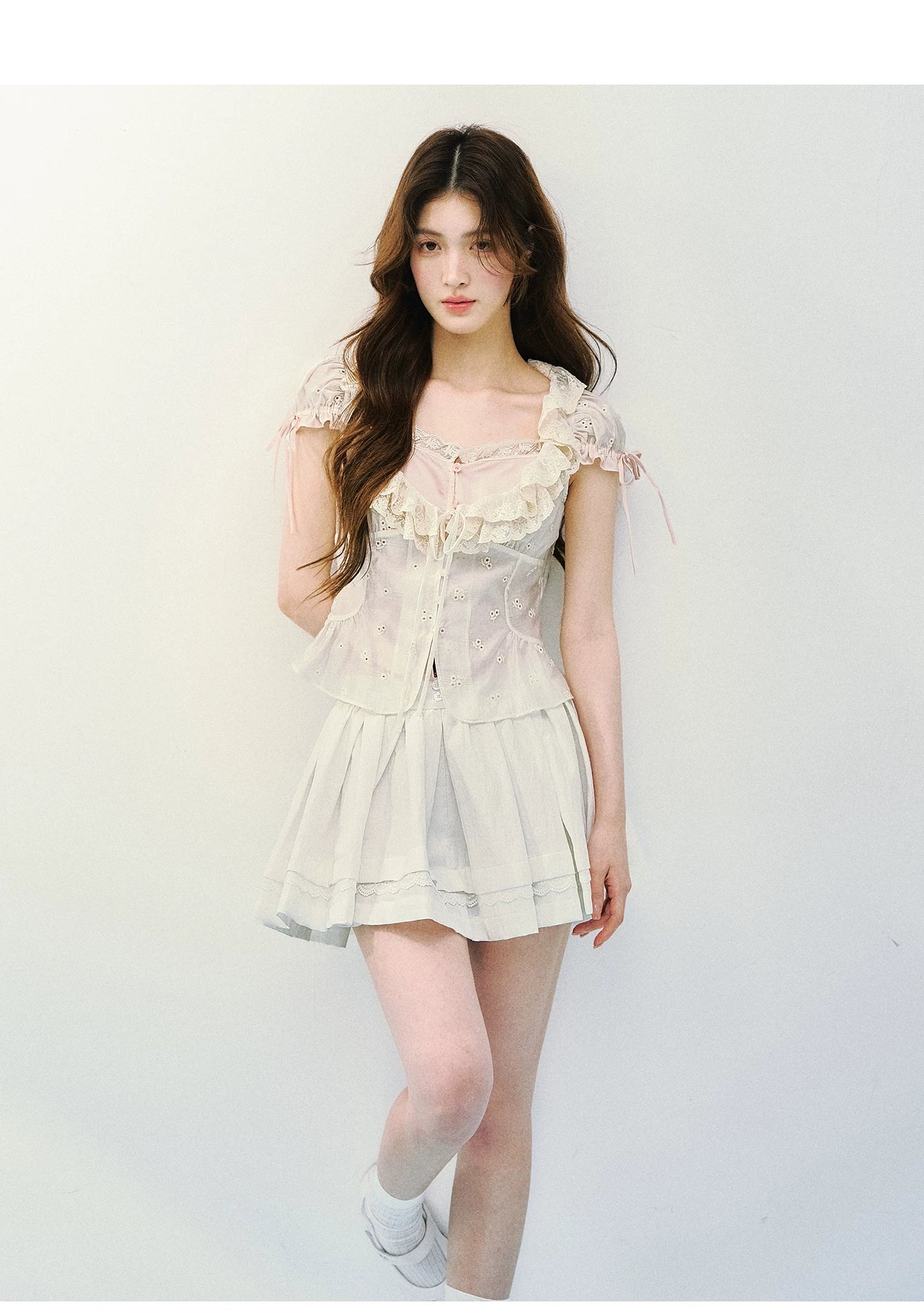 Layered Lace Lyocell Puff Sleeve Blouse