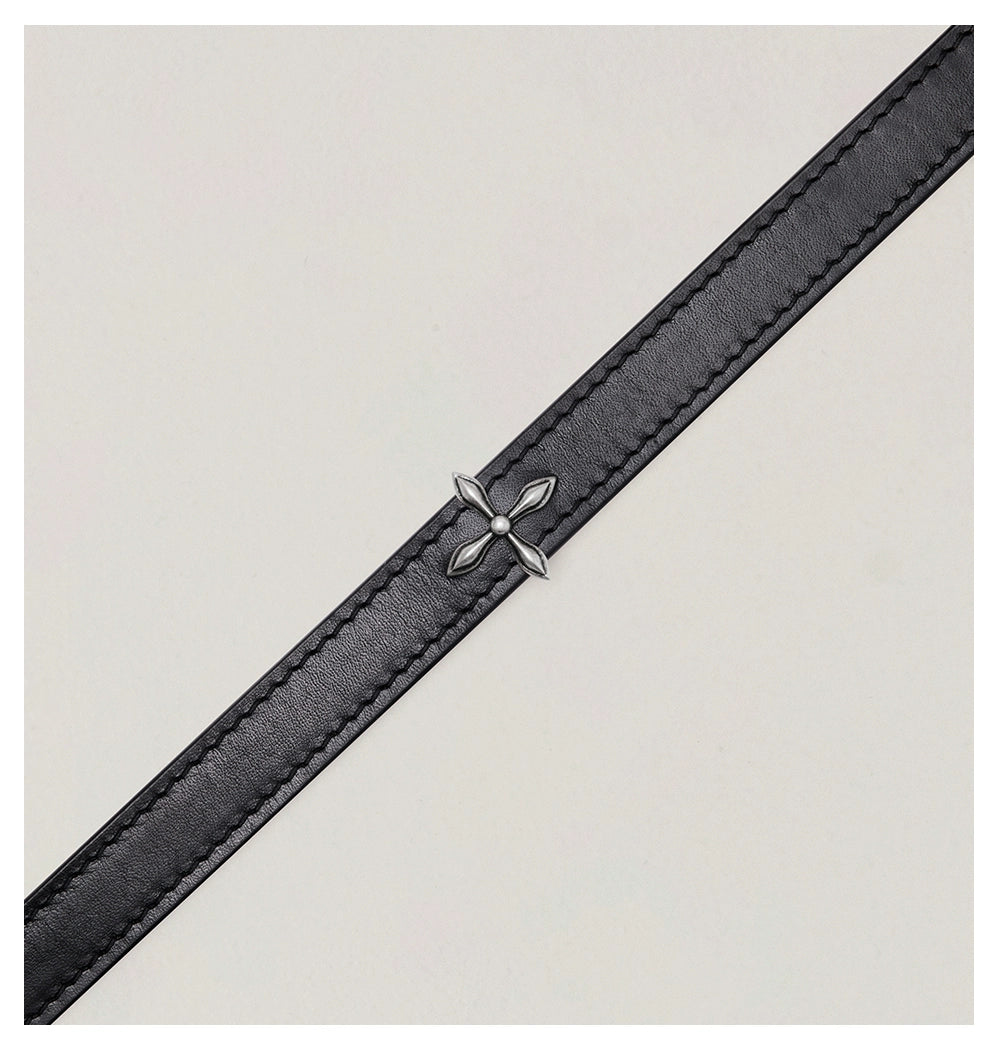 Compass Badge Leather Choker