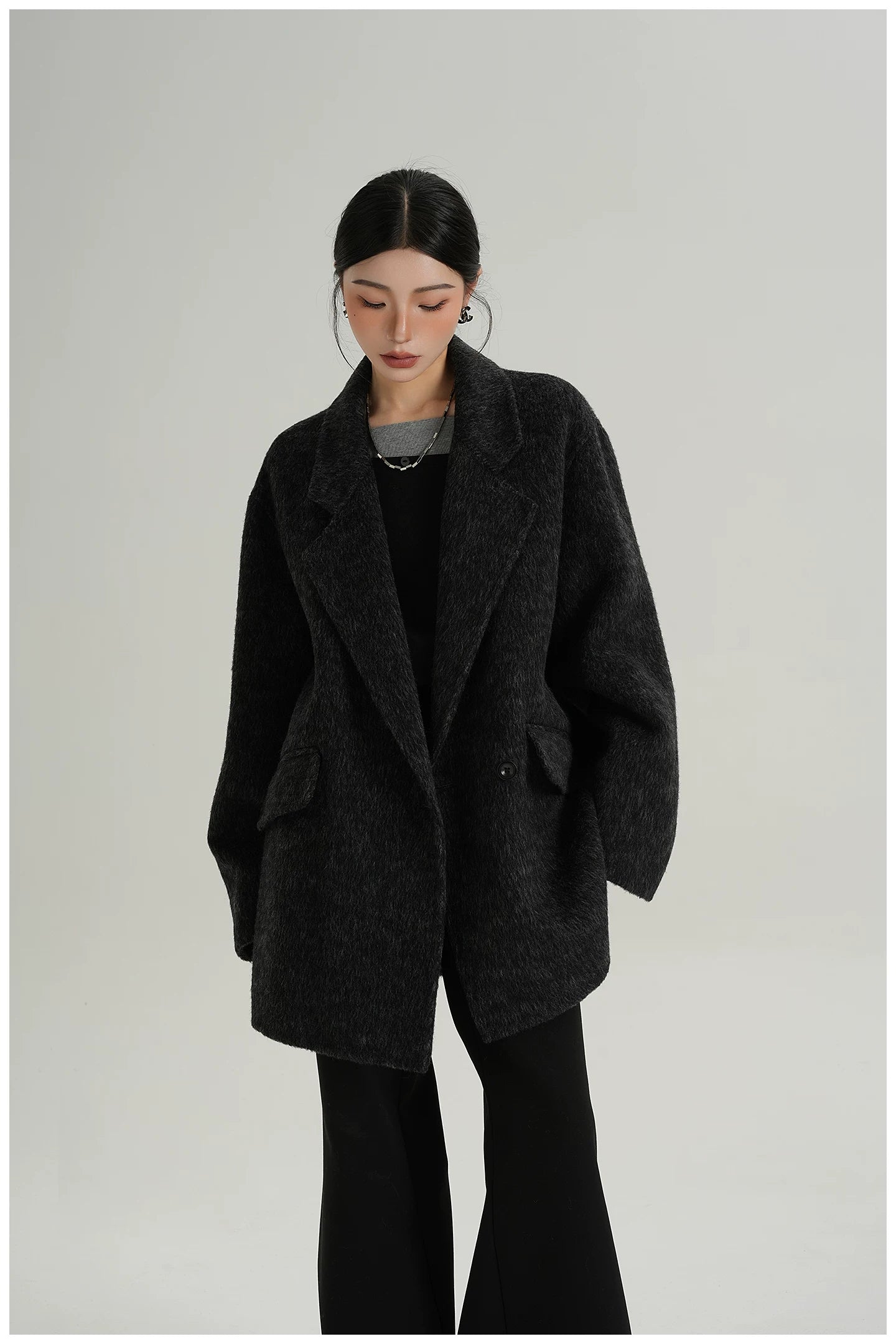 Relaxed-Fit Mid-Length Wool Blazer