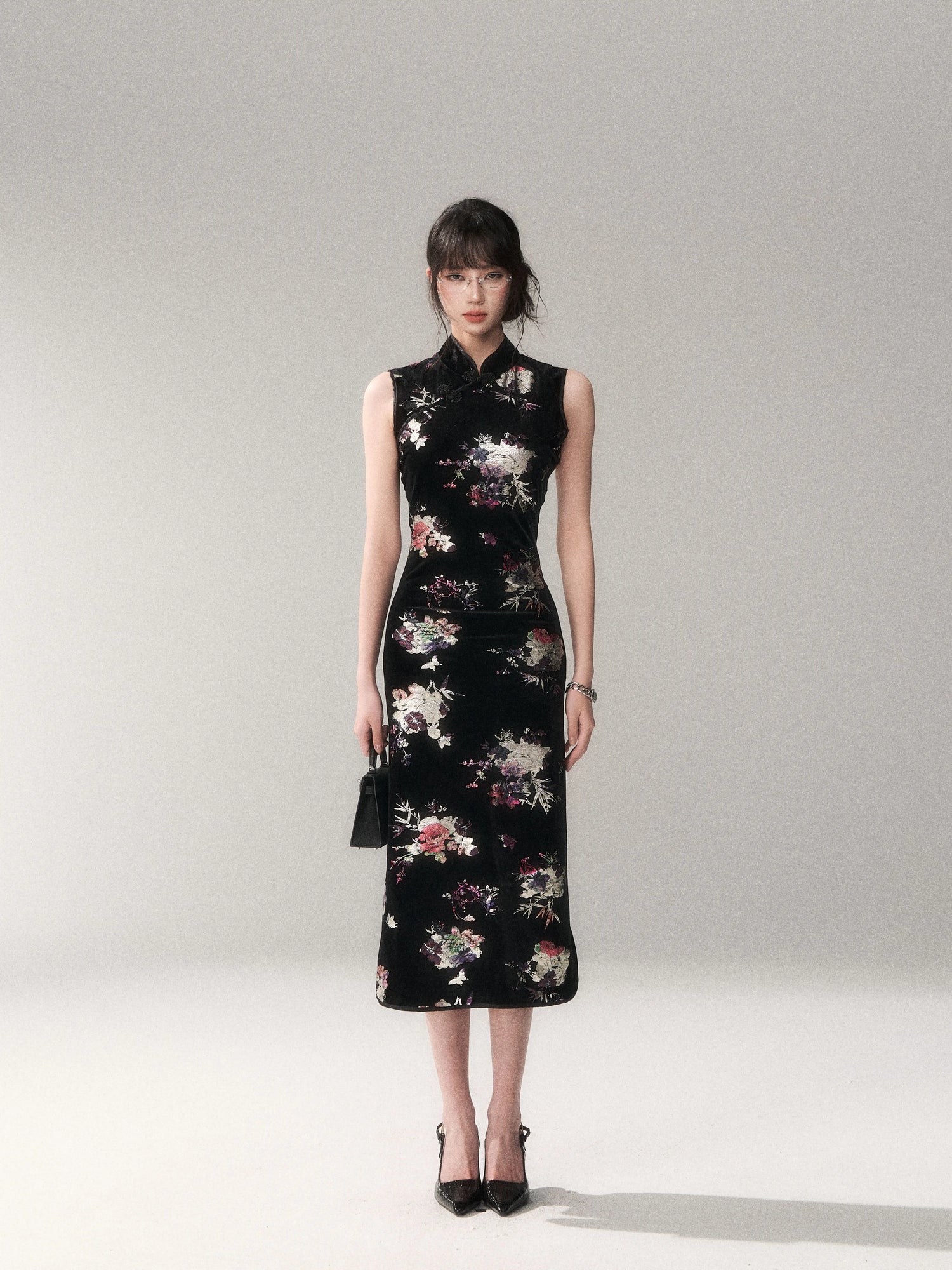 Gilded Velvet Floral Cheongsam Dress