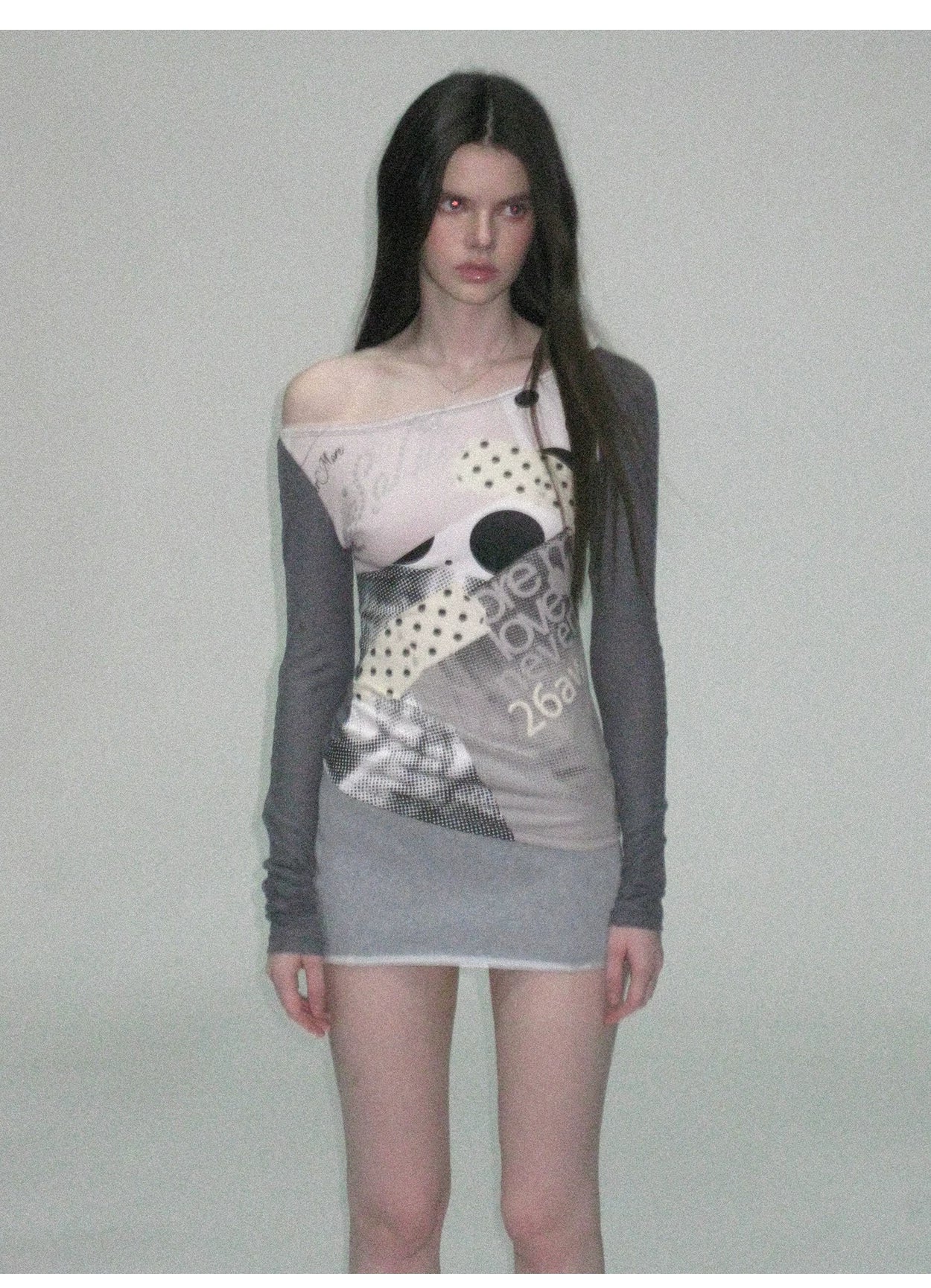 Color-Block Long-Sleeve Graphic T-Shirt