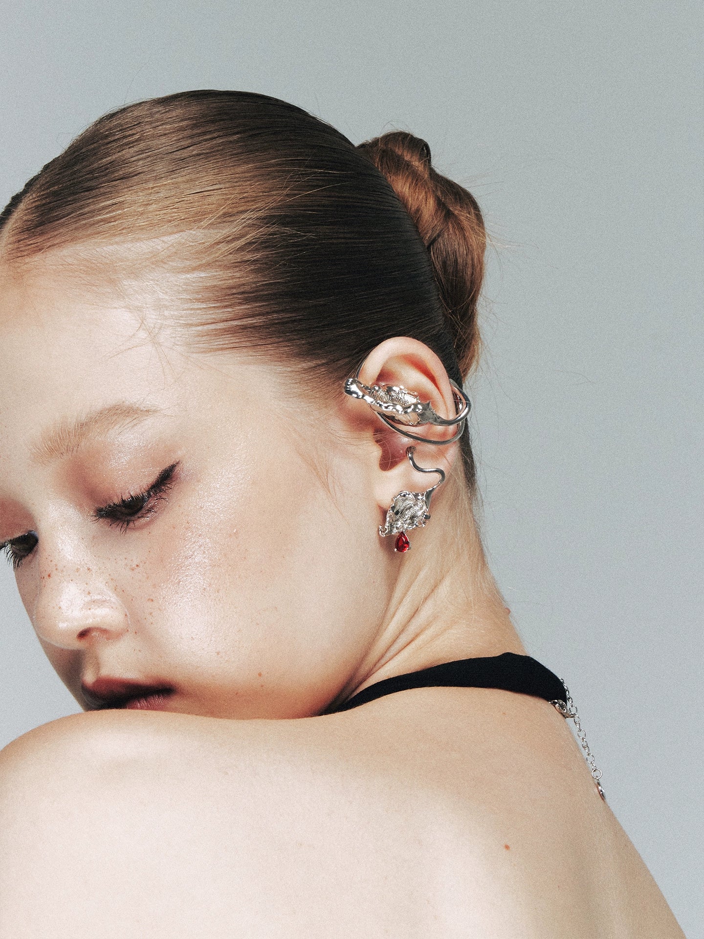 Vintage Metallic Floral Drop Earrings