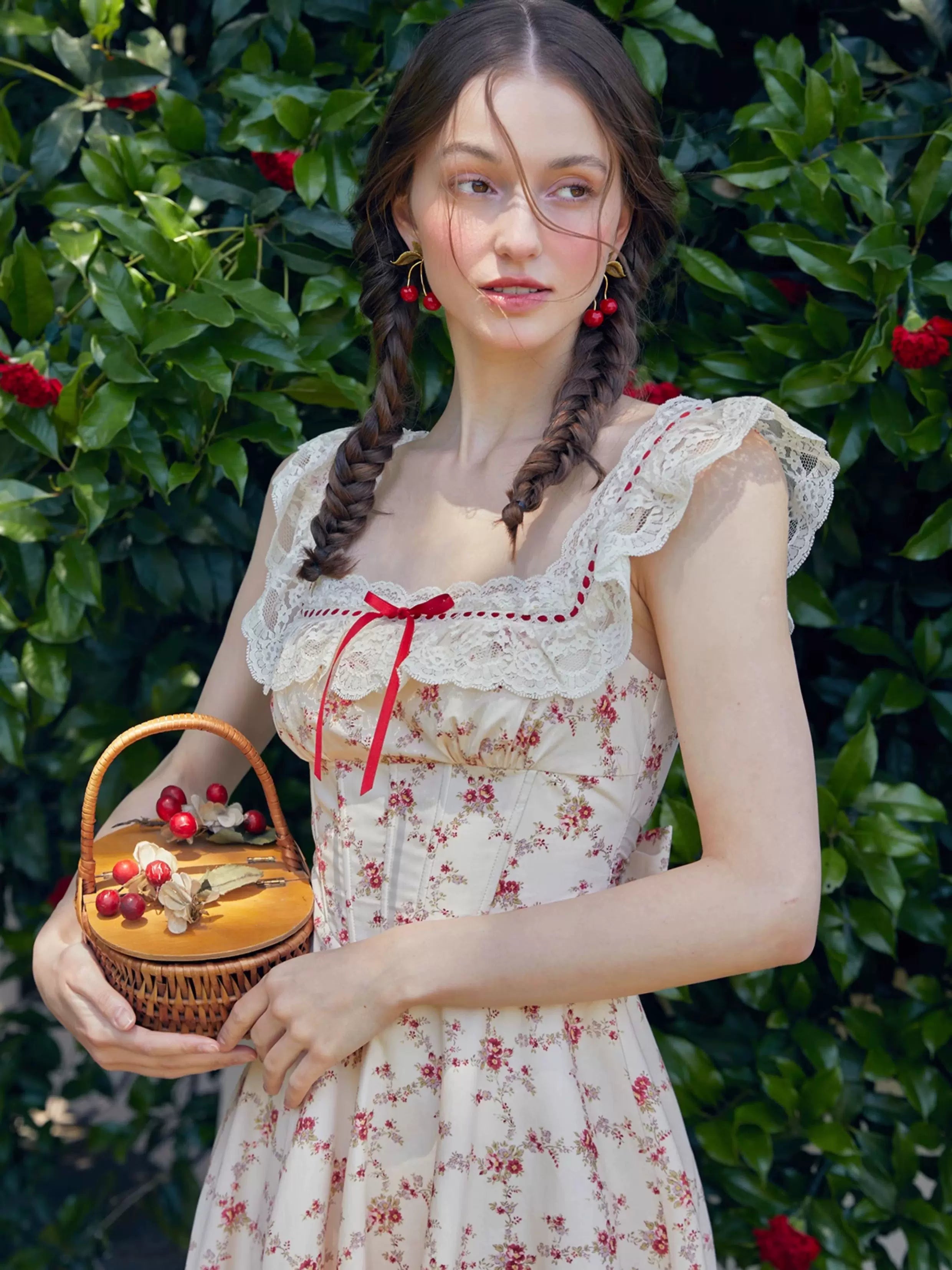 Pastoral Lace Corset Square-Neck Dress