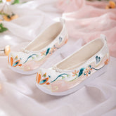 "Nan Xiang" Floral Embroidered Pointed Pearl Bow Shoes - CHINASQUAD