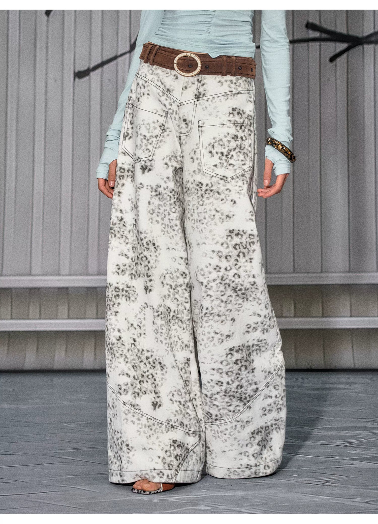 Vintage Leopard-Print Cotton Wide-Leg Jeans