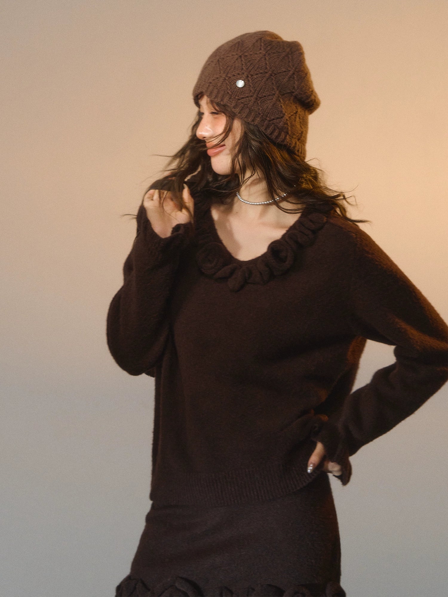 3D Rose V-Neck Knit Sweater &amp; A-Line Knit Skirt Set